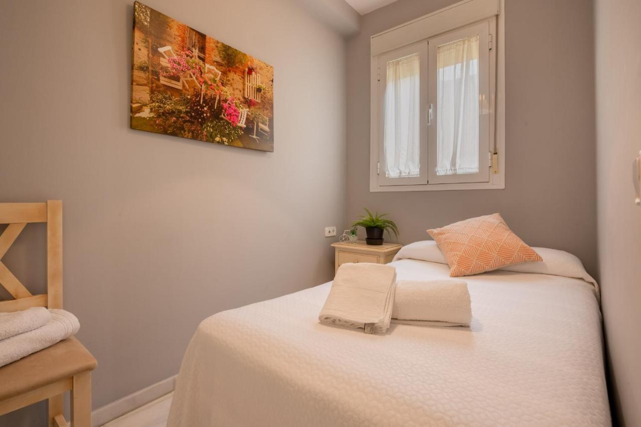 Precioso Apartamento En Triana Севилья Экстерьер фото